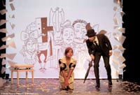 Elliot Jenicot et Anaïs Yazit dans le spectacle Je m'appelle Erik Satie comme tout le monde