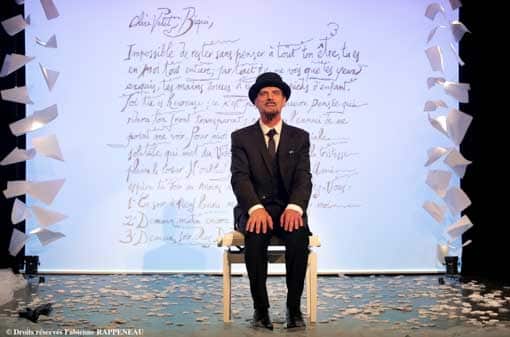 Elliot Jenicot dans les spectacle Erik Satie